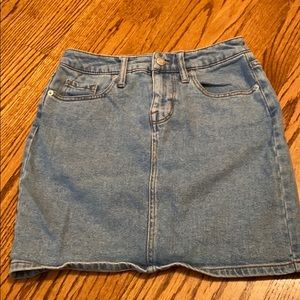 Light wash denim skirt